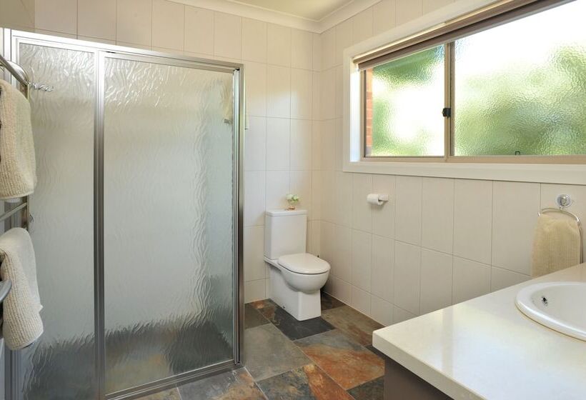 בית מלון כפרי Langbrook Cottages