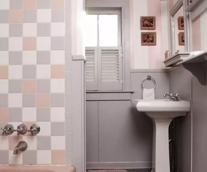 Hotelli Stickett Inn