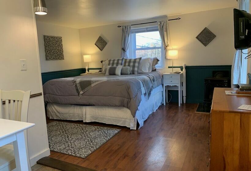 호텔 The Birchwood Inn