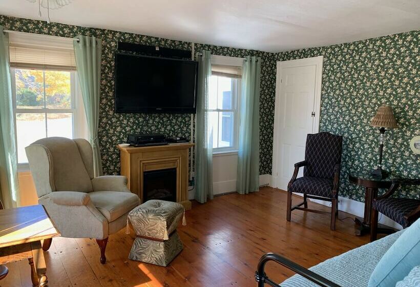 호텔 The Birchwood Inn