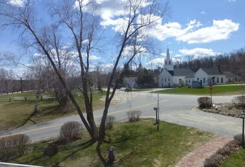 Hotelli The Birchwood Inn