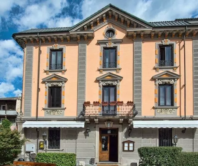 ホテル Albergo Italia