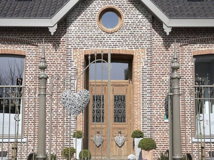 Отель B&b Cimbarsaca