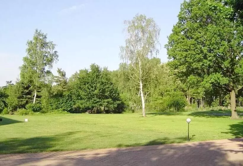 Hotelli Gästehaus Am Lausitzring