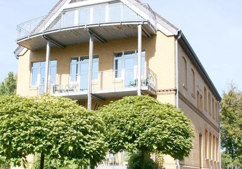 Hotelli Gästehaus Am Lausitzring