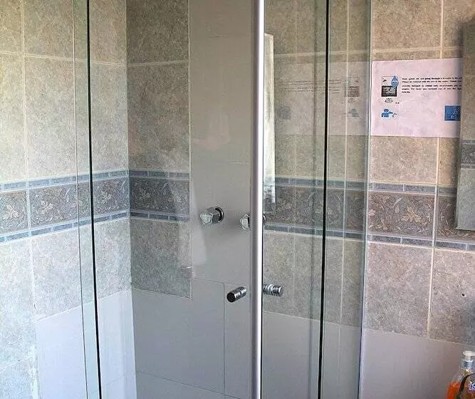 هتل Landscape   International Hostel ®