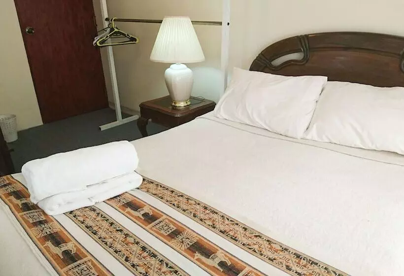 هتل Landscape   International Hostel ®