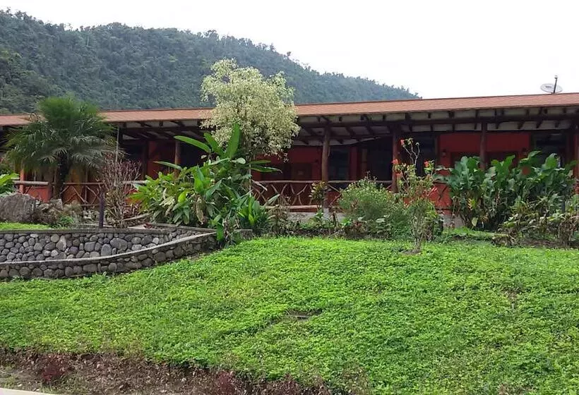 ホテル Mindo Río Hostería