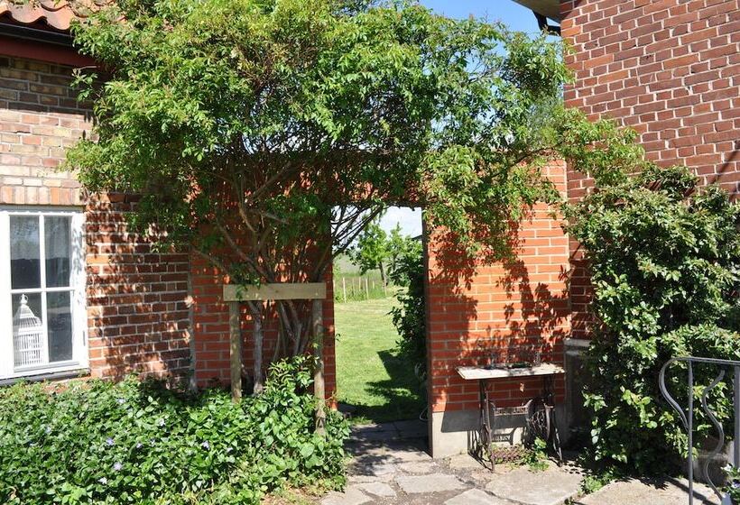 בית מלון כפרי Villa Sandby Bed And Breakfast