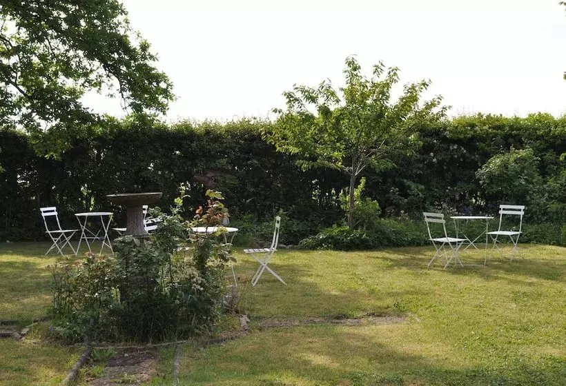 Hotelli Villa Sandby Bed And Breakfast