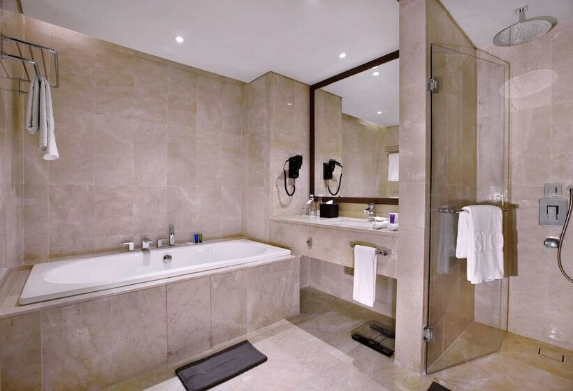 Aston Priority Simatupang Hotel And Conference Center