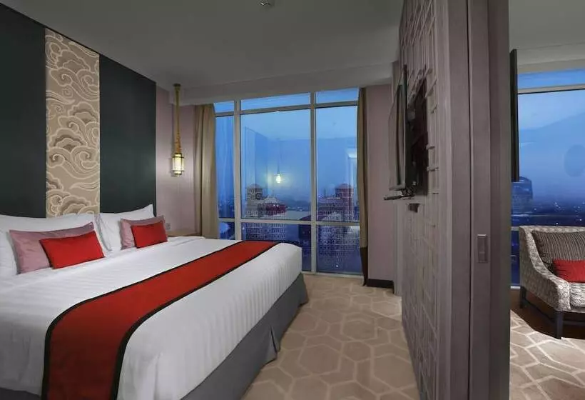 Aston Priority Simatupang Hotel And Conference Center