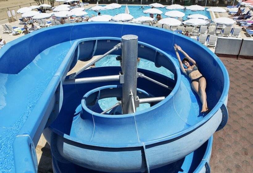 فندق Club Wasa Holiday Village All Inclusive