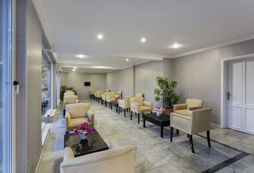 فندق Club Wasa Holiday Village All Inclusive