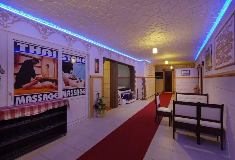 فندق Club Wasa Holiday Village All Inclusive