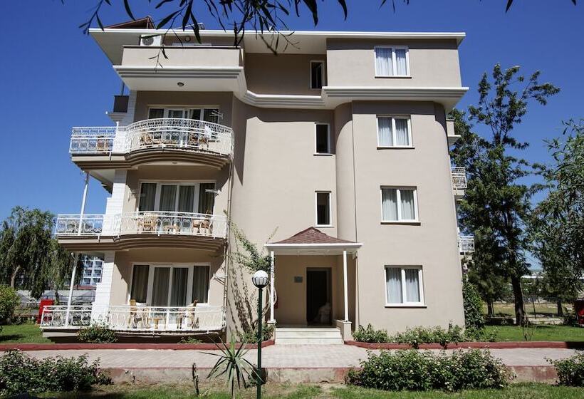 فندق Club Wasa Holiday Village All Inclusive