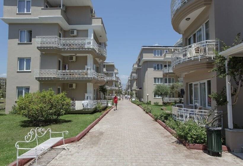 فندق Club Wasa Holiday Village All Inclusive