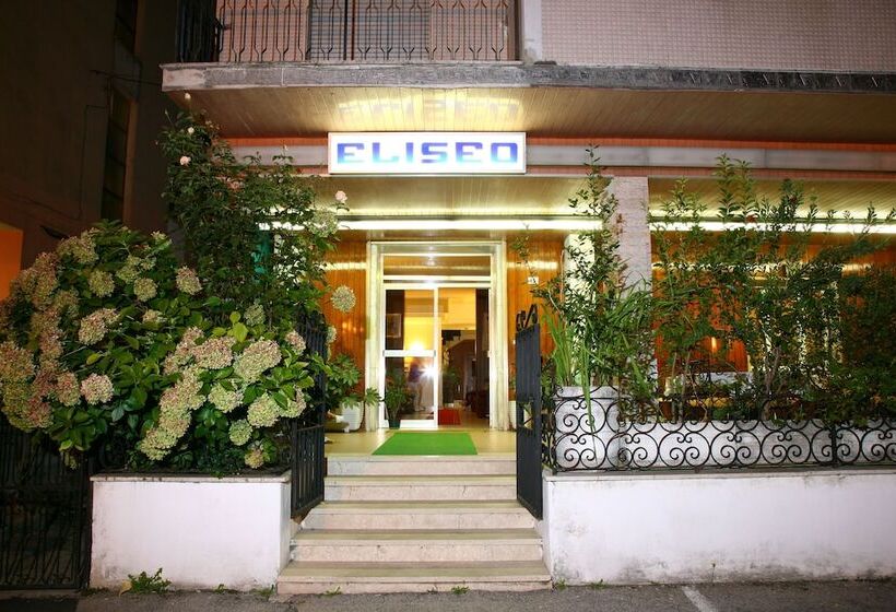 酒店 Eliseo