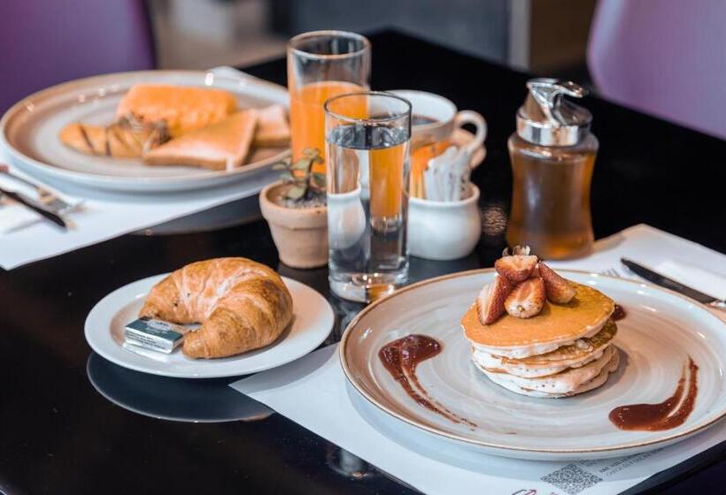 Отель Exe Oriental Panamá