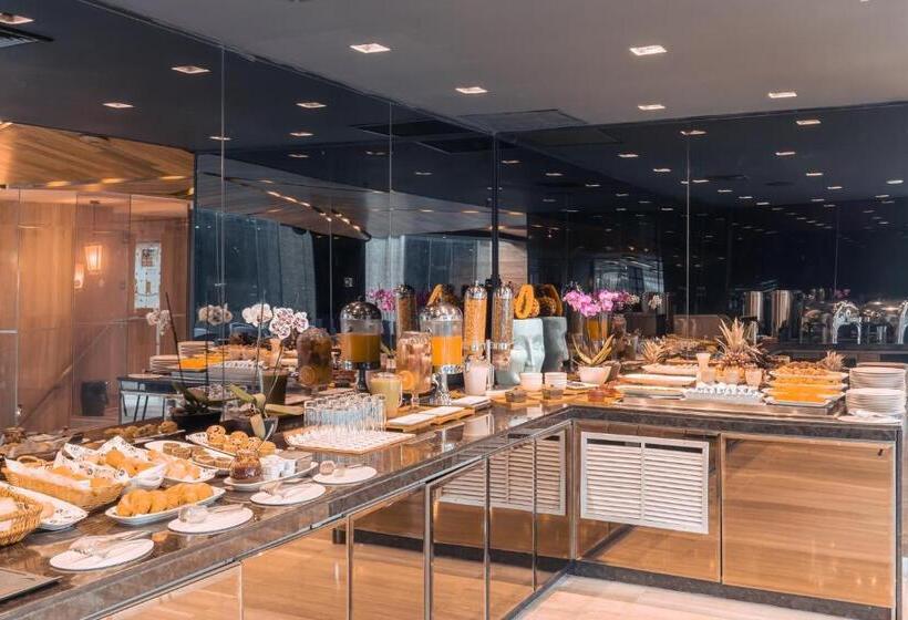 Отель Exe Oriental Panamá