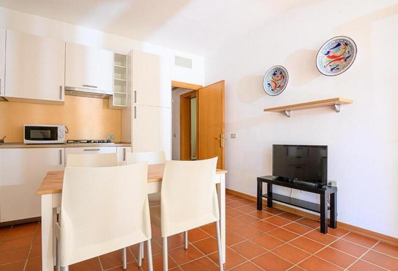 Отель Ghiacci Vecchi Residence