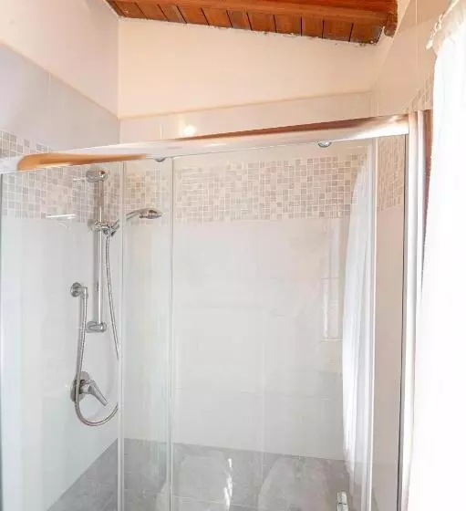 هتل Ghiacci Vecchi Residence