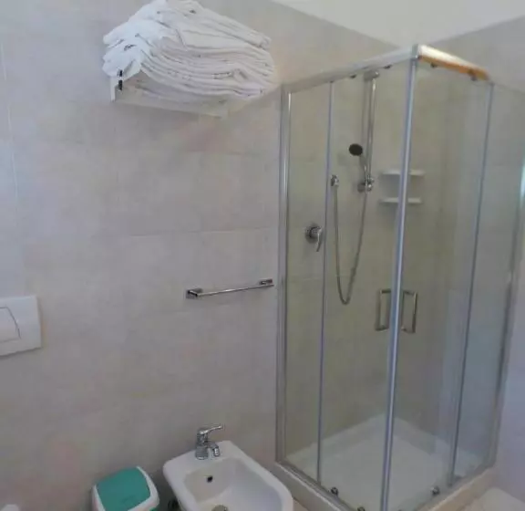 هتل Ghiacci Vecchi Residence