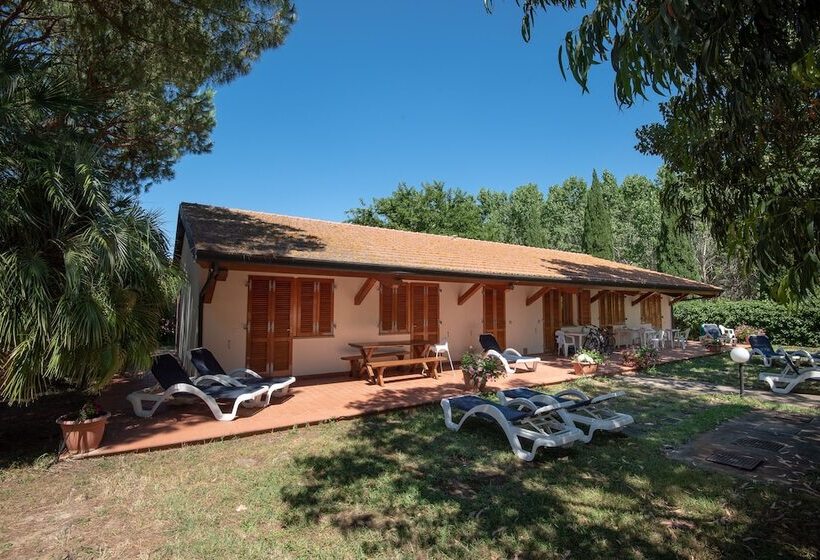 Отель Ghiacci Vecchi Residence