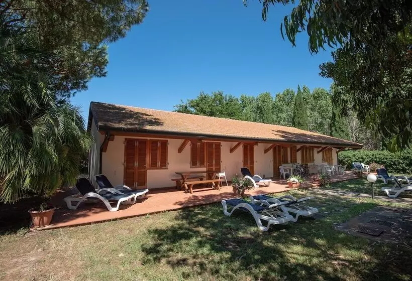 هتل Ghiacci Vecchi Residence