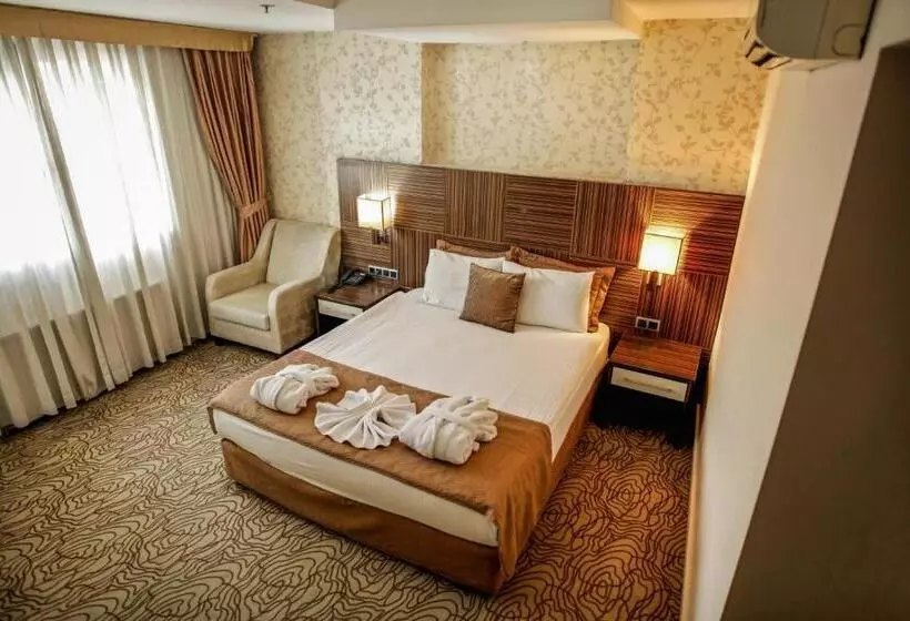 هتل Grand Denizli