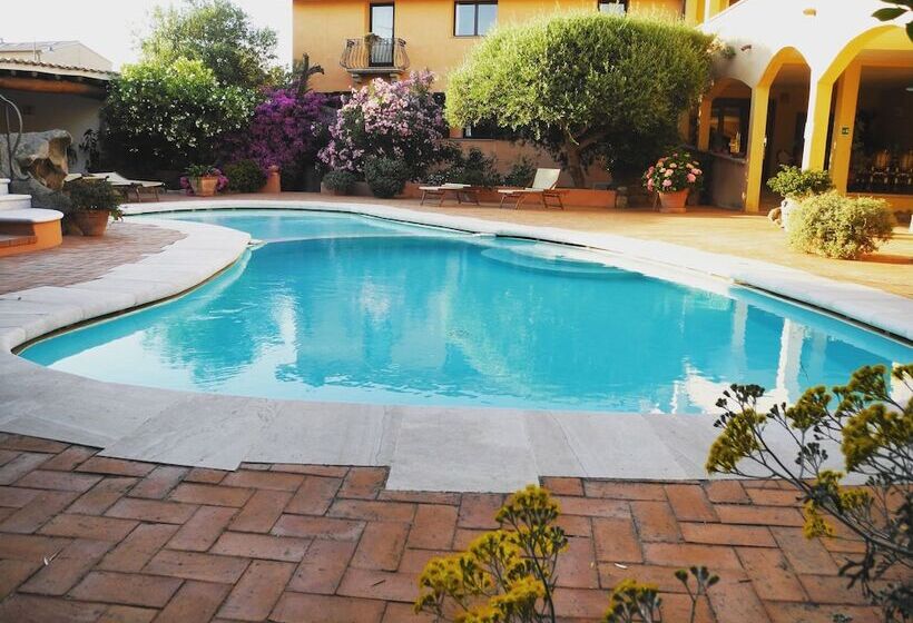 فندق San Pantaleo