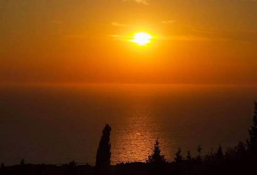 호텔 Studios Vrionis Panoramic Sunset