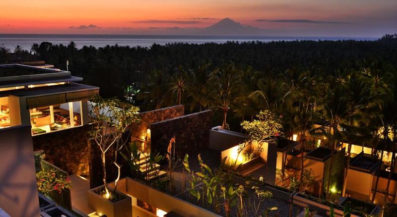 בית מלון כפרי Svarga Resort Lombok