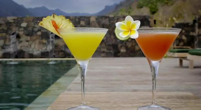 Отель Svarga Resort Lombok