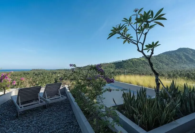 Отель Svarga Resort Lombok