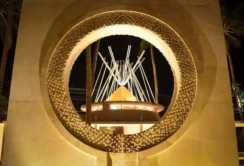 Отель Svarga Resort Lombok