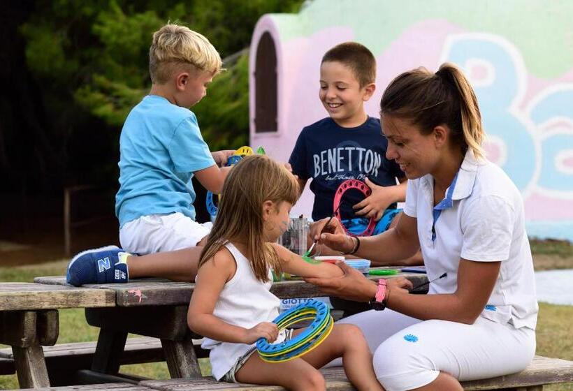 호텔 Th Ostuni   Ostuni Village