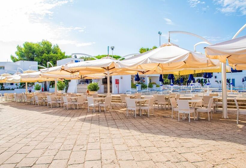 호텔 Th Ostuni   Ostuni Village