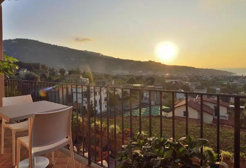 Lemon Flats Sorrento