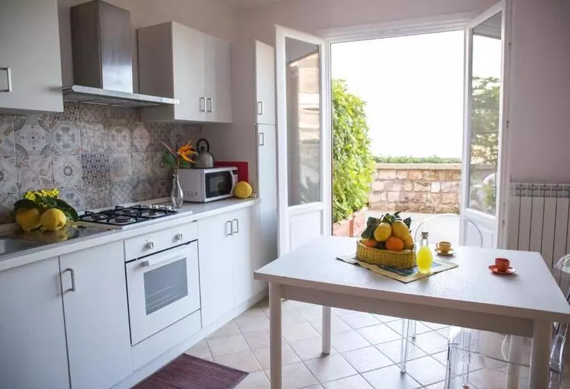 Lemon Flats Sorrento