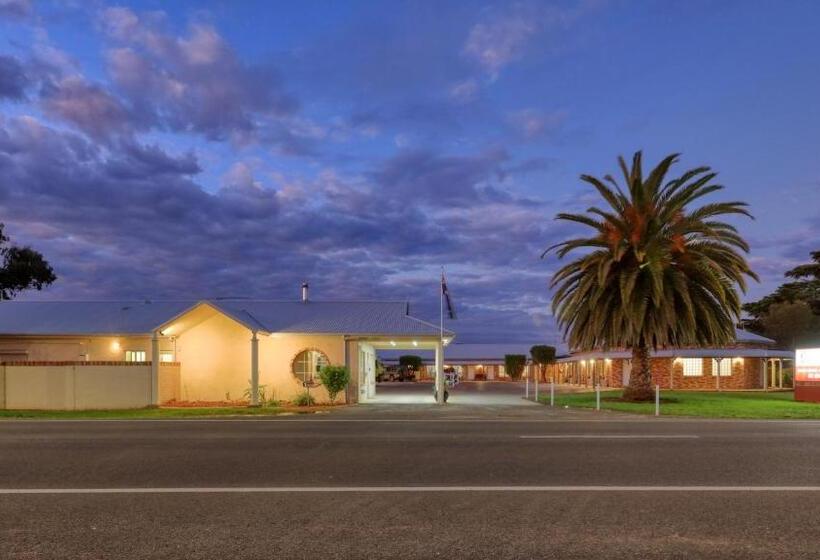 מוטל Country Gardens Motor Inn