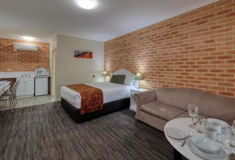 مُتل Country Gardens Motor Inn