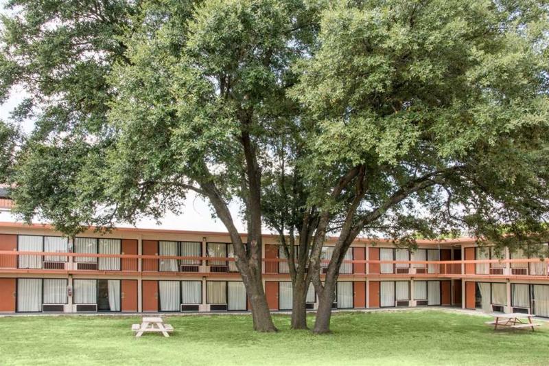 Мотель Knights Inn Temple