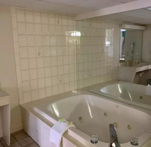 モーテル Riverside Motor Lodge   Pigeon Forge