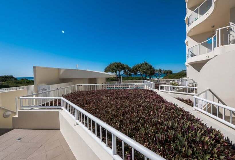 Regency On The Beach