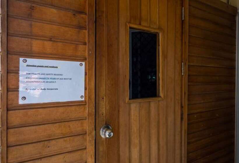 Regency On The Beach