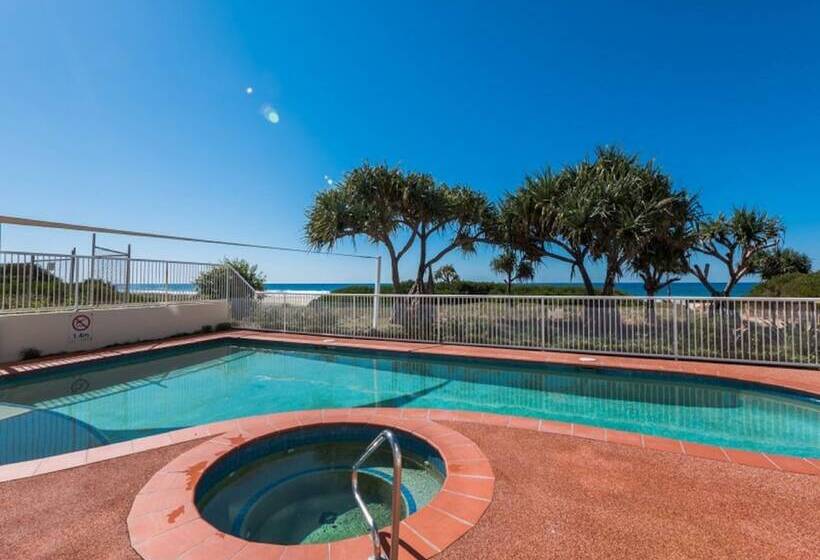 Regency On The Beach