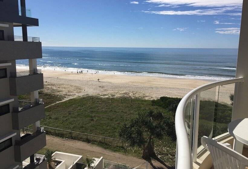 Regency On The Beach