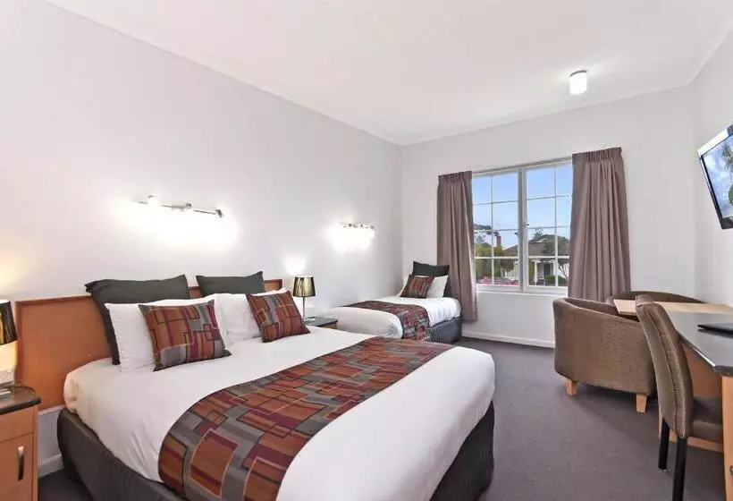 William Dutton Motel