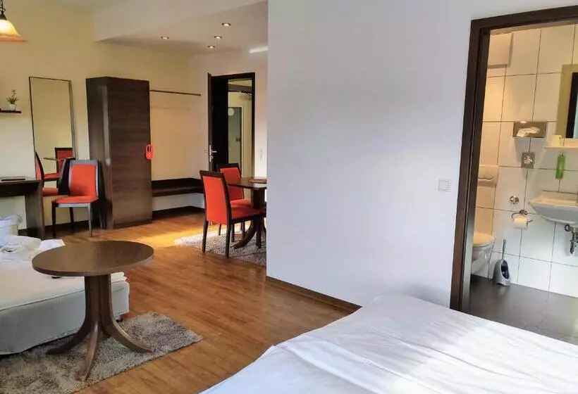 Hotelli Auf Der Bühn